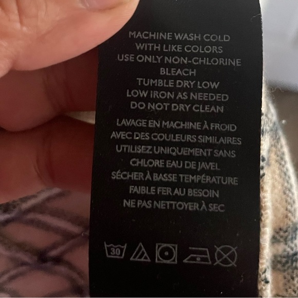 NWT Bdg Dakota Cropped Flannel Button-Down Shirt Size Small - Picture 7 of 8